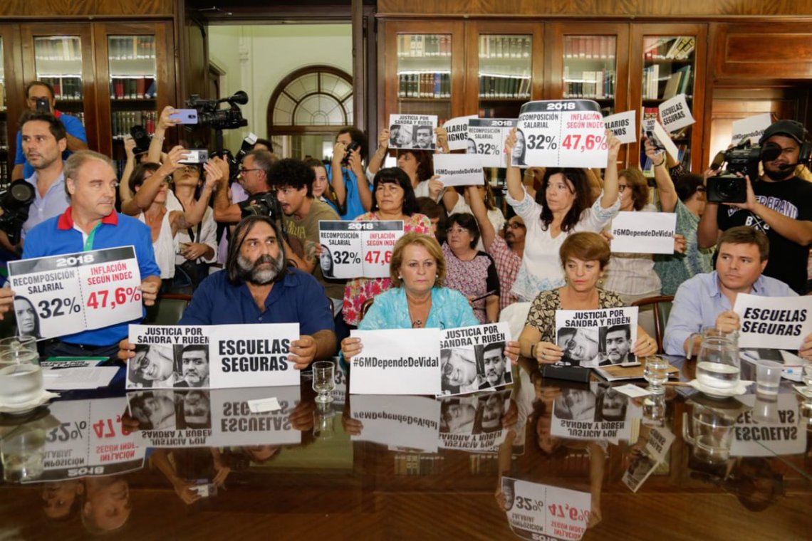 Los gremios docentes bonaerenses rechazaron una nueva oferta y peligra el inicio de clases