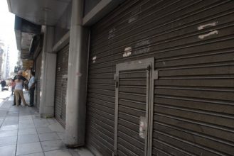 Cierre de comercios: en enero bajaron las persianas más de 2.500 negocios en la Ciudad y GBA