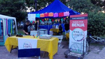 Cantina solidaria en Plaza Mitre a beneficio de Benjamín