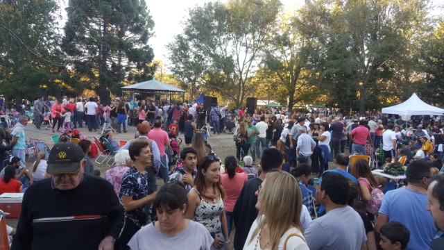 Este 1ro. De Mayo Santa Coloma te espera!!
