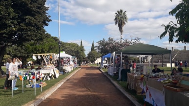 Feria de emprendedores en La Plaza Colón