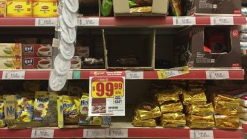 La trampa de comprar en envases chicos: las familias pagan hasta casi un 60% más