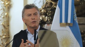 Las medidas del Gobierno: precios congelados por 6 meses, tarifas fijas hasta fin de año y nuevas líneas de crédito