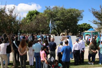 2 de Abril: Acto oficial en Plaza Colón