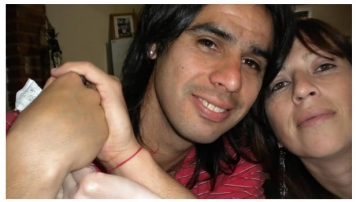 Enterró a su marido y al día siguiente se enteró de que estaba embarazada: la vida después de la trágica inundación en La Plata