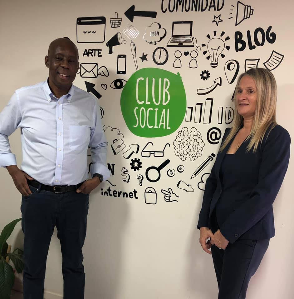 El líder del banco de tecnología de la ONU visitó el Club Social de Innovación