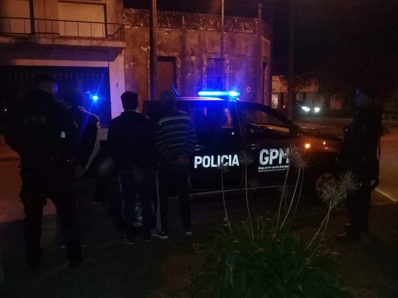 Suteba Baradero: Preocupación por fuerzas policiales en la puerta de las escuelas