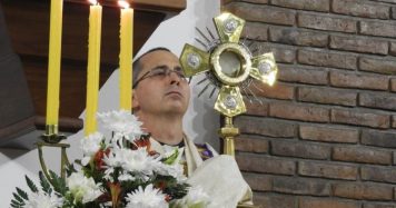 Un diácono fue asesinado a puñaladas en Lomas de Zamora