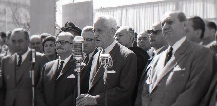 Momentos finales del gobierno de Arturo Illia, por Felipe Pigna