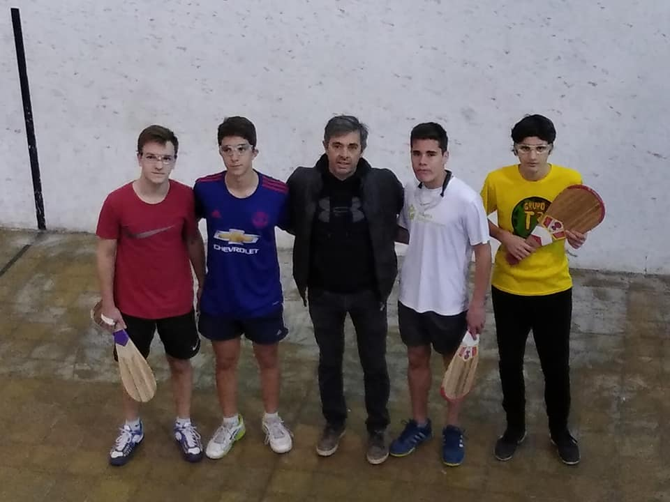 Excelente actuación de la Escuela Municipal de Atletismo en el Polideportivo Municipal
