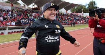 Diego Maradona fue operado con éxito
