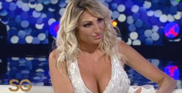 Vicky Xipolitakis tras denunciar a su marido: «Fue violento con mi bebé»