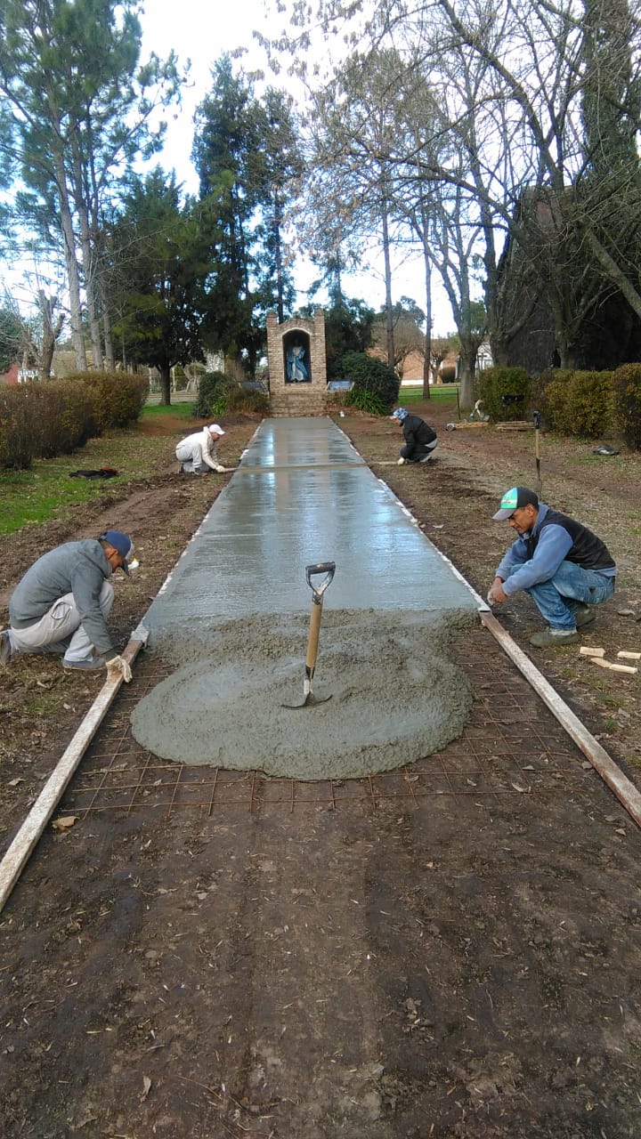Santa Coloma: El grupo de la fiesta sigue trabajando en las mejoras