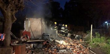 Se fueron a bailar, dejaron a sus cinco hijos solos y murieron calcinados en una casa en Pilar