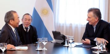 Toyota le anunció a Mauricio Macri que trasladará su sede regional de Japón a la Argentina y generará más empleo