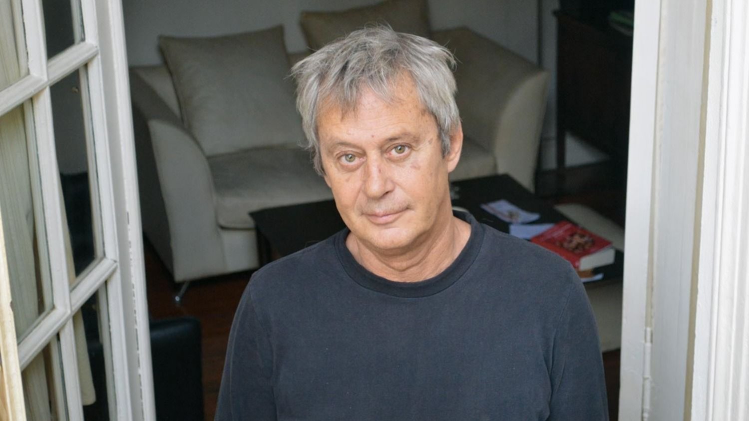 Federico Jeanmaire: “Escribí esta novela para matar a la mujer de las palomas”