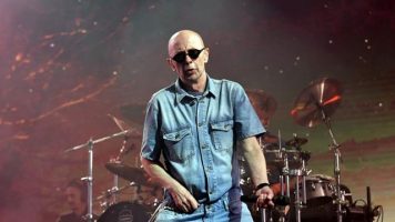 El Indio Solari grabará una canción de cumbia