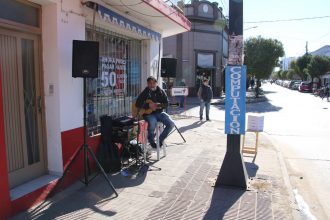 Música para Regalar: Acordes solidarios en San Martín y Darragueira