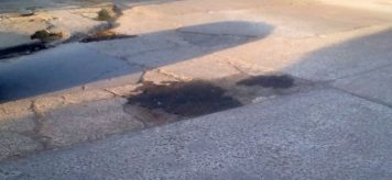 Reparaciones en distintos puntos del pavimento ciudadano