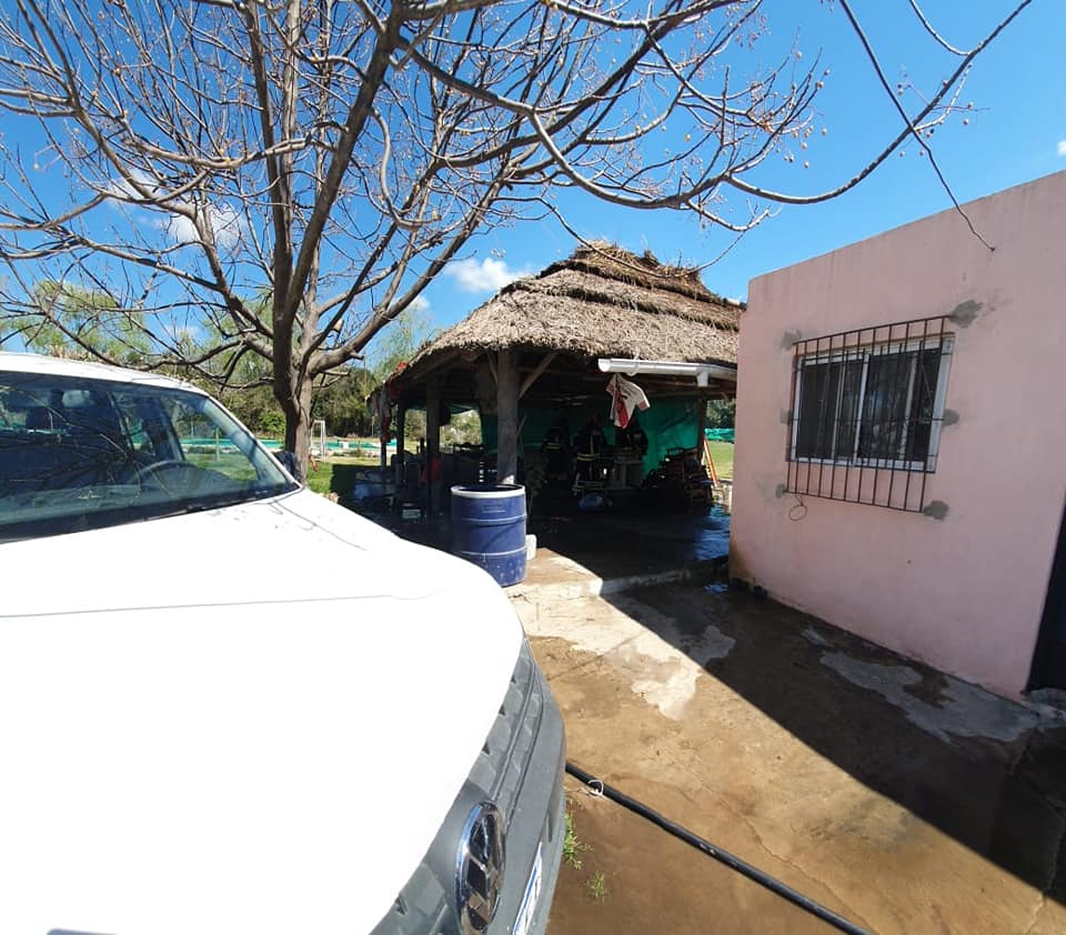 Bomberos: Incendio en un quincho