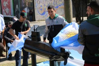 44 Héroes: Se descubrió la replica del ARA San Juan