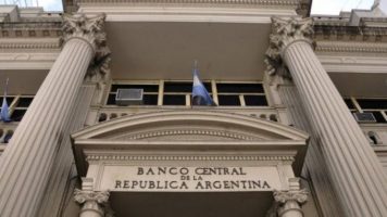 El directorio del Banco Central se reúne para evaluar el impacto de las elecciones en el valor del dólar