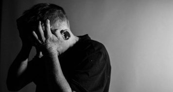 Depresión: ¿Que es y como evitar que alguien se dañe?