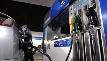 YPF aumentará mañana un 5% el precio de los combustibles