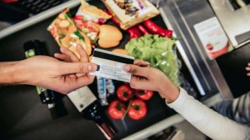Cómo acceder a la nueva tarjeta alimentaria del Gobierno y quiénes serán los beneficiarios