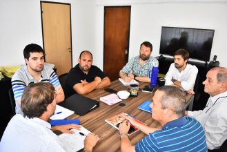 El intendente mantuvo una reunión con funcionarios sobre el balance de las áreas de salud y seguridad