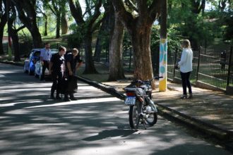 Muere al chocar su moto contra un árbol luego de ser perseguido por un joven en Baradero