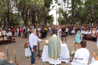En la Parroquia Santiago Apóstol se llevó a cabo la Misa por la Patria.