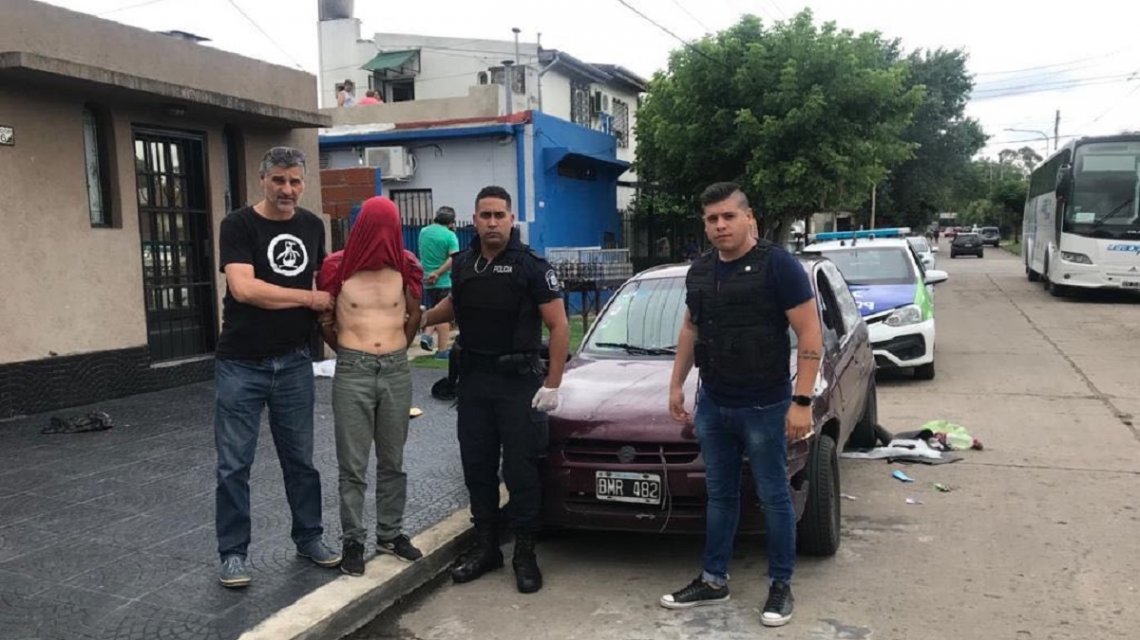 Detuvieron al «falso cartero» que empujó a una jubilada para robarle