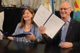 La provincia de Buenos Aires oficializó la adhesión al protocolo de interrupción legal del embarazo