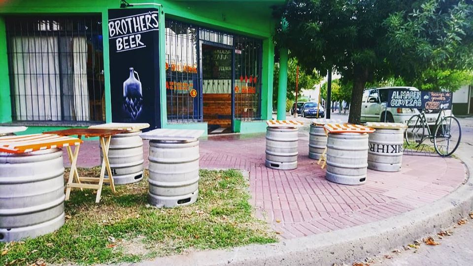 Policiales: Violento asalto a una cervecería