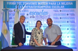 El intendente acompañó al gobernador de la provincia en el lanzamiento del programa «Escuelas a la Obra»