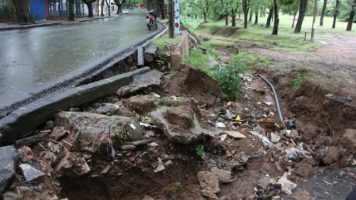 Temporal: La avenida del trabajo se cortó por un derrumbe