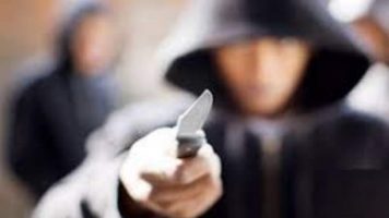 Policiales: le roban el celular a una mujer de manera violenta