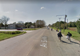 Un hombre con lesiones graves: Por un choque entre una moto y dos bicicletas