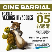 Cine móvil en el barrio de La Estación