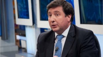 Anuncian un bono de $3.000 para jubilados y aumentos para beneficiarios de planes sociales