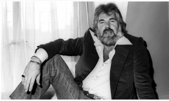 Murió Kenny Rogers, estrella de la música country