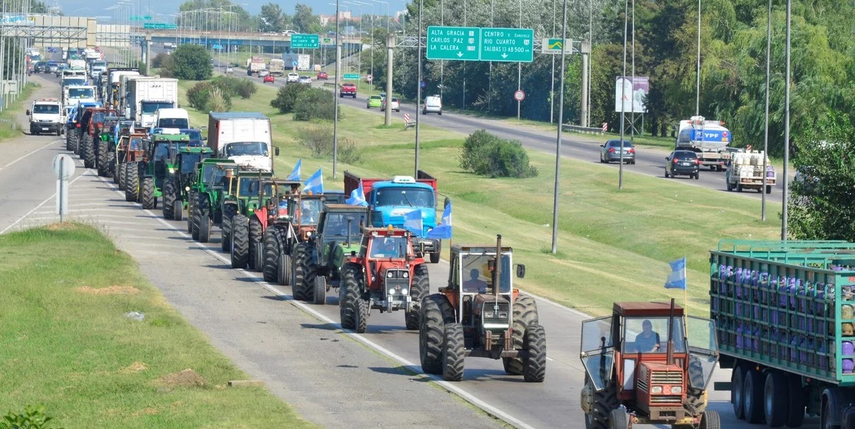 En protesta por la suba de retenciones, arranca el paro del campo