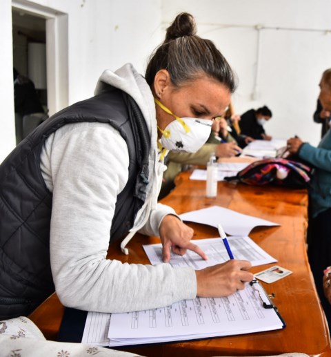 El municipio entregó más de 800 módulos alimentarios en centros comunitarios