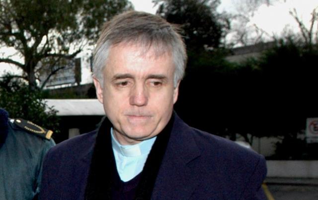El padre Grassi pidió prisión domiciliaria por riesgo de contagio de Covid-19