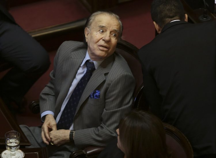 Internaron al ex presidente Carlos Menem y su estado de salud es delicado