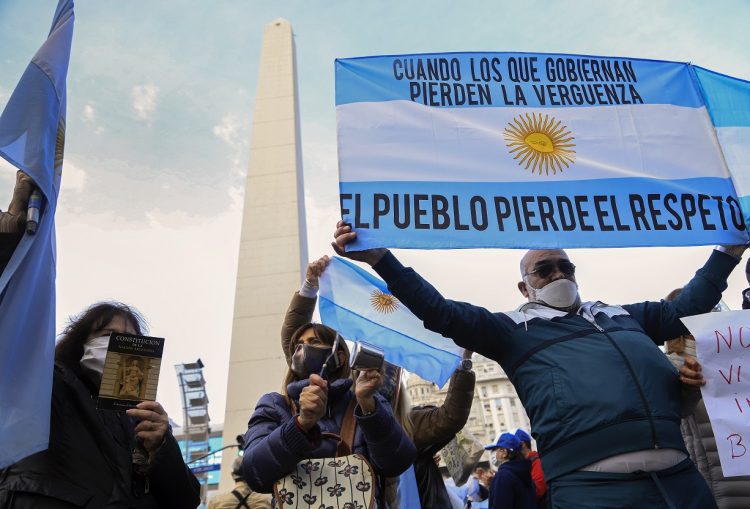 Banderazo y protestas en todo el país en contra de la expropiación de Vicentin