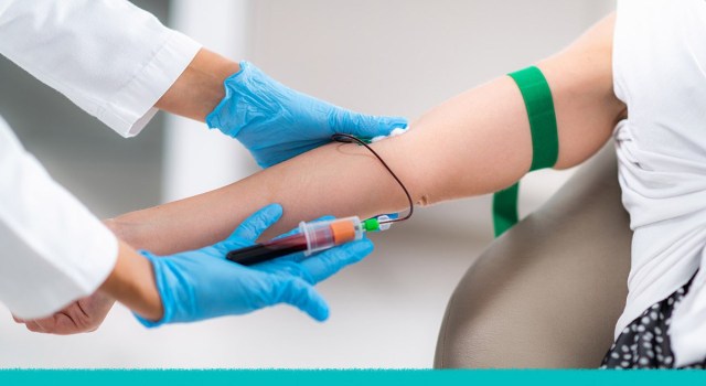 Una paciente de nuestra ciudad está siendo tratada con plasma de pacientes convalecientes