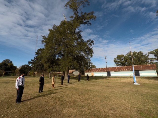 En Alsina, el intendente encabezó la conmemoración del Día de la Independencia