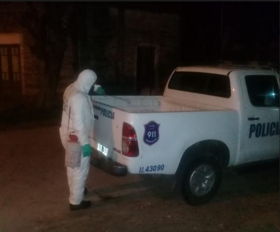 La policía Ecológica sanitizó el destacamento policial de Santa Coloma